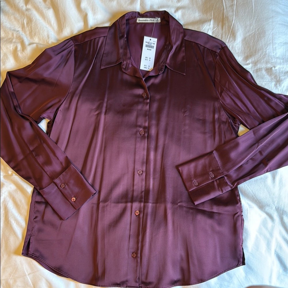 Abercrombie & Fitch Eggplant Purple Satin Button Down Shirt NWT